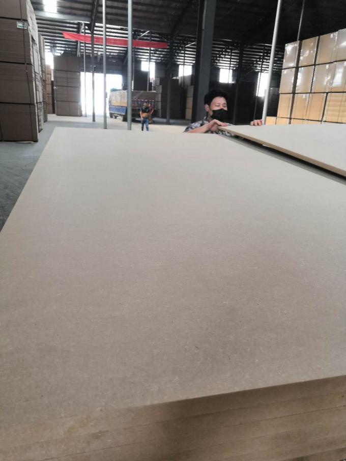 Poplar Core Plain Laminated MDF Board For Interior Flooring Furniture Decoration