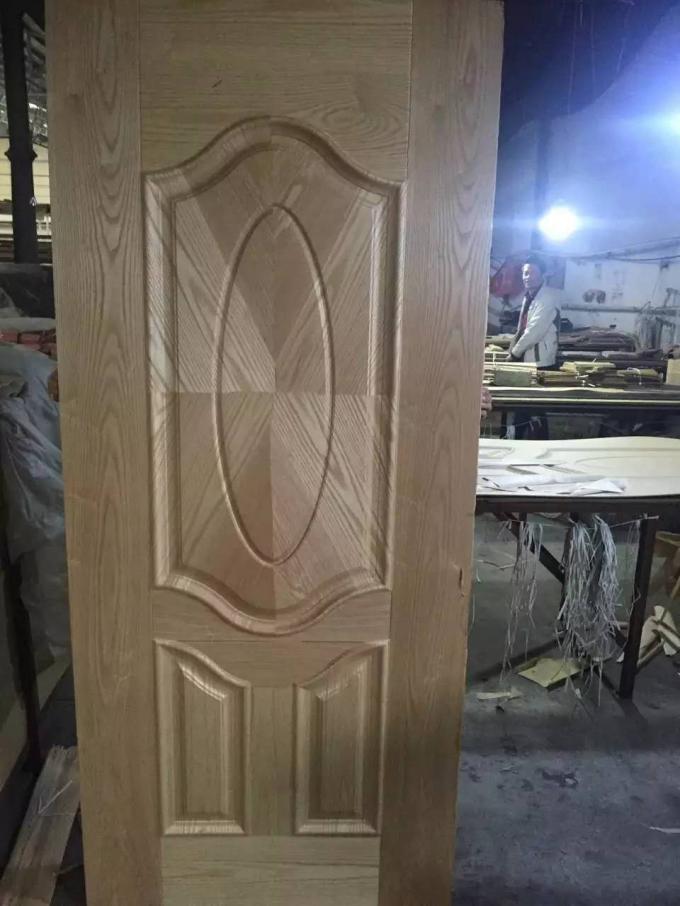 2.5mm High Density Wood Veneer Door Skins Modern Style 840KG / M3 Density