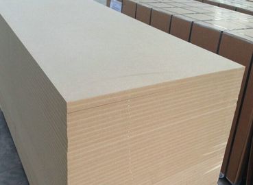 China Wood Fiber Laminated MDF Board For House Furniture Decoration 1220*2440mm factory