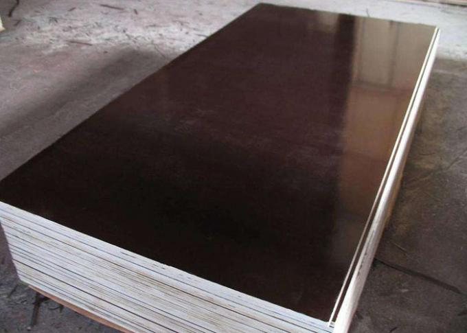 Concrete Formwork Film Faced Marine Plywood , WBP Glue Film Coated Plywood Panel