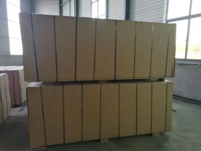 Poplar Particle Board Laminated Sheet , E1 Glue Pallet Compressed Particle Board
