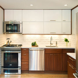 Beautiful Red Lacquer Kitchen Cabinets , MDF Wood Panel Pine Kitchen Cupboards