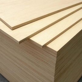 Handmade First Class Commercial Grade Plywood With Finished Surface Finishing