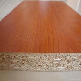 Poplar Core Melamine Coated Particle Board / WBP Glue Laminated Particle Panels