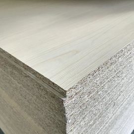 Poplar Core Melamine Coated Particle Board / WBP Glue Laminated Particle Panels