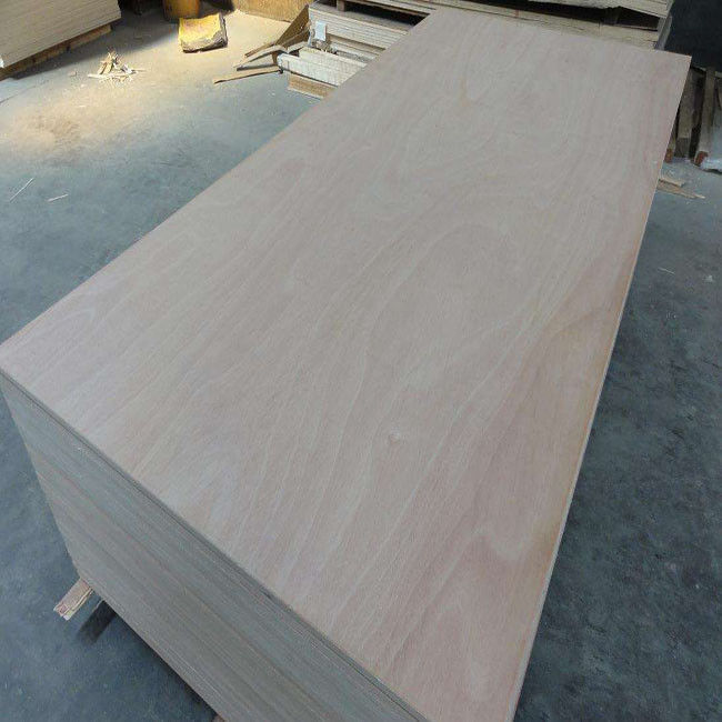 4mm Okoume Wood Veneer Commercial Grade Plywood E1 Glue Full Poplar Core