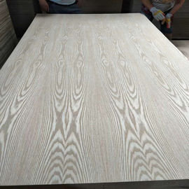 China Waterproof Poplar Core Wood Veneer Plywood 1220*2440mm Standard Size factory