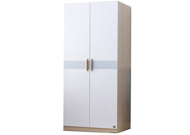 China Waterproof Particle Board Wardrobe Bedroom Furniture Customised Products factory